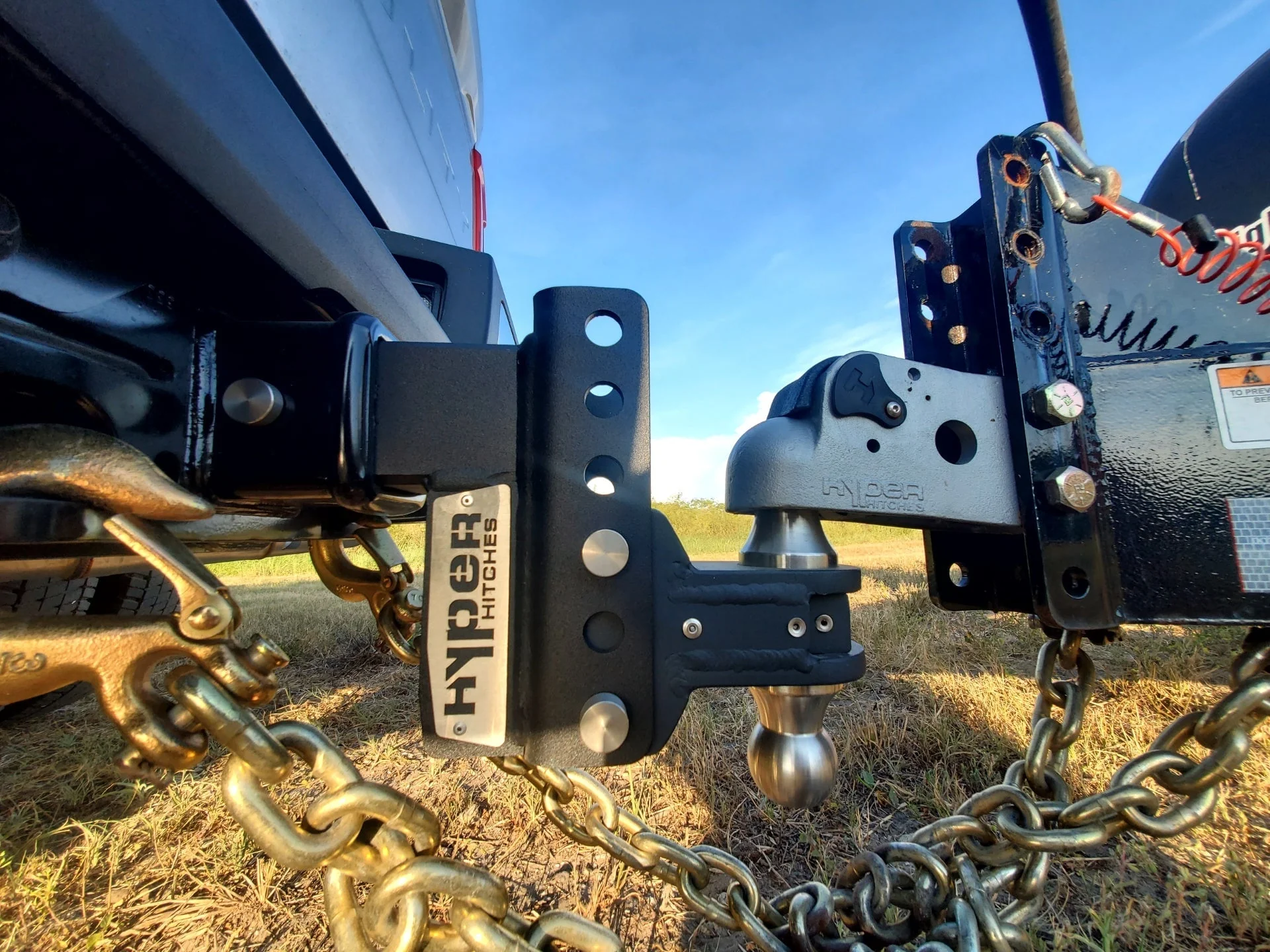 Coupler with Integrated Lock - Image 8
